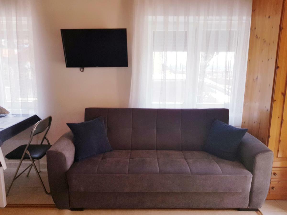 Safe And Cozy Studio In Xanthi! Luaran gambar